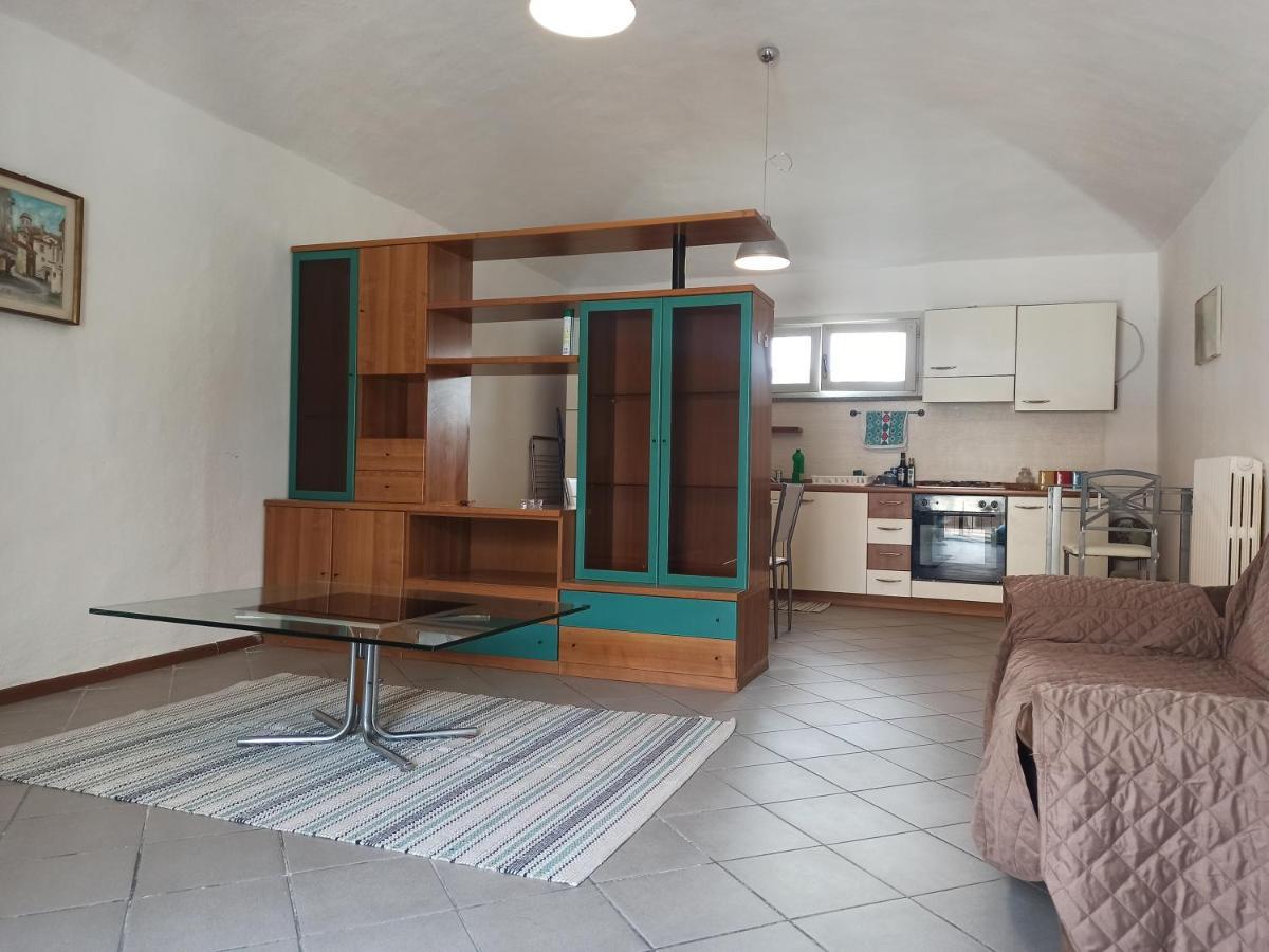 Apartamento Il Ballatoio Di Giulia Asti Exterior foto