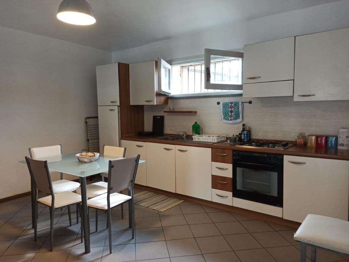 Apartamento Il Ballatoio Di Giulia Asti Exterior foto